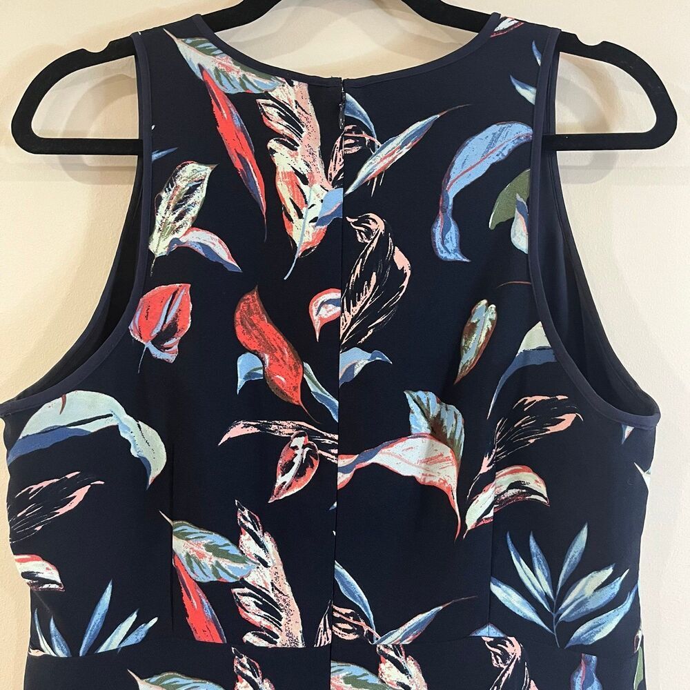 Banana Republic Floral Ruffle Wrap Racerback Dress Navy size 10 - Picture 5 of 7